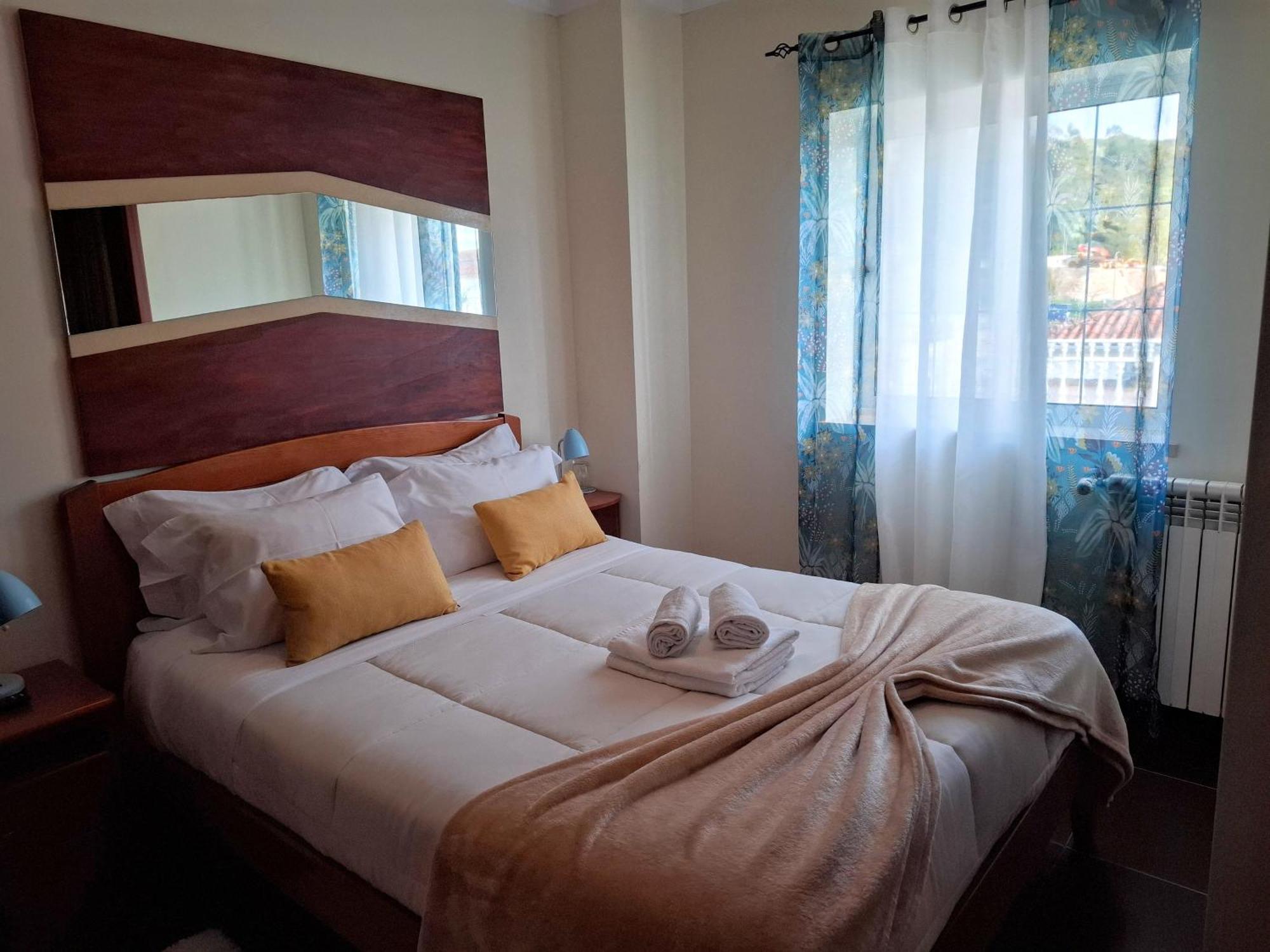 Guesthouse, Ap Verissimo Nazare Bagian luar foto